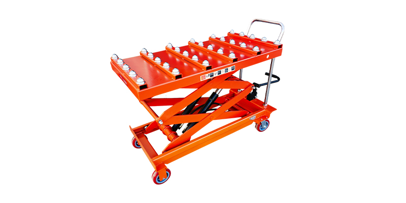 What are the advantages of a universal ball bearing hydraulic lifting platform truck?